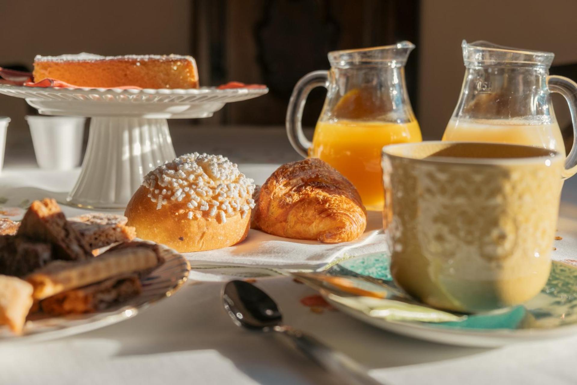 A Casa Di Maria Bed & Breakfast Como Exterior photo